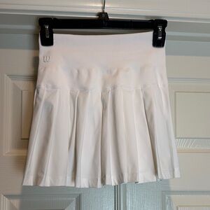 Wilson White Pleated Tennis Skirt